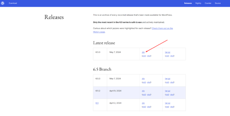 Chọn tải định dạng .zip của phiên bản WordPress muốn nâng cấp